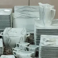 سرویس چینی ۱۸نفره مارک تقدیس کاشان