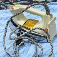 اتو تمیز فقط چندباراستفاده شده