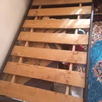 تخت تک نفره فلزی باتشک