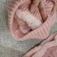 کلاه و رینگ بافت|کفش و لباس بچه|گنبد کاووس, |دیوار