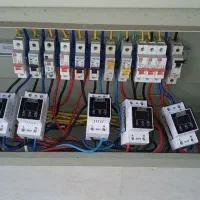 برقکار ساختمان،برقکاری، سه فاز، برق کار، نصب لوستر|خدمات پیشه و مهارت|رشت, پاستوریزه|دیوار