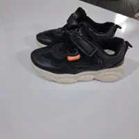 باتخفیف خوب کفش دوجفت نو بقیه درحد خیلی نو هستن|کفش و لباس بچه|مشهد, رده|دیوار