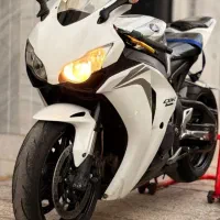 cbr 1000 RR  عروسک در حد خشک