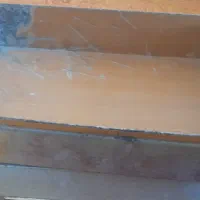 دوتا منقل اپارتمانی دست ساز دستگیره داره بدون پایه