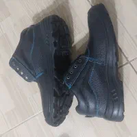 فروش دوجفت کفش ایمنی ولباس کار یک دست|کیف، کفش، کمربند|شاهین‌شهر, عطار|دیوار