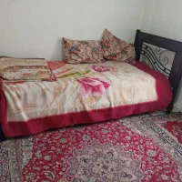 فرش لاکی قرمز|فرش|قرچک, پویینک|دیوار