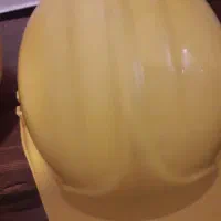 کلاه ایمنی|لباس|اهواز, سپیدار|دیوار