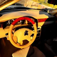 سمند سفید عروسک داخل چرم کوبی