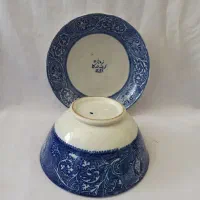 گلدانهای قاجاری و چراغ نفتی
