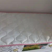 تخت و تشک کودک|تخت و صندلی بچه|رشت, کوی مهر|دیوار