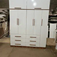 کمد ۱۸۰