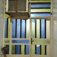 دو عدد درب آهنی