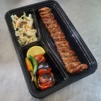 ظرفشور کارگر ساده کمک اشپژ