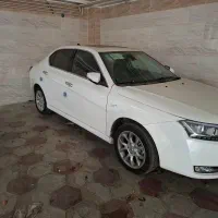 دنا پلاس اتوماتیک، مدل ۱۴۰۴