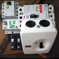 مجموعه کلید جعبه فیوز تک و باهم.مثلشونو جایی ندیدی|ماشینآلات صنعتی|یزد, |دیوار