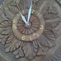 ساعت دیواری چوبی
