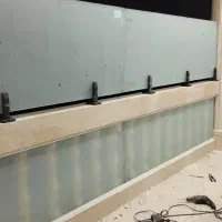 درب‌وپنجره‌upvcو‌شیشه‌سکوریت|خدمات پیشه و مهارت|امیدیه, |دیوار