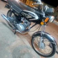 هندا۱۲۵ سیلندربزرگ۵دنده خیلی تمیزوپرشتاب|موتورسیکلت|میبد, |دیوار