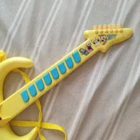 گیتار الکتریک اسباب بازی باب اسفنجی|اسباب‌بازی بچه|تهران, حشمتیه|دیوار