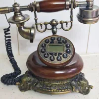 تلفن آنتیک و شیک