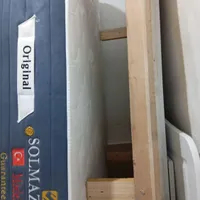 تخت چوبی و تشک نو بدون هیچ ایرادی میانکوه