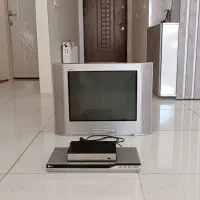 تلویزیون سونی و دستگاه دیجیتال و دستگاه دی وی دی