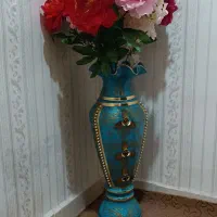 گلدان شیشه ای تزیینی با گل