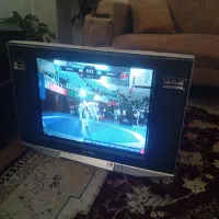 تلویزیون همراه با گیرنده دیجیتال HD