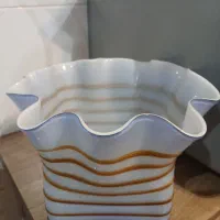 گلدان شیشه ای