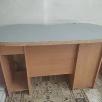 میز کامپیوتر و تحریر