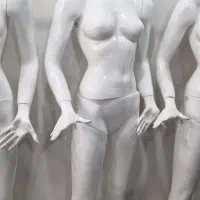 مانکن مانتو  تمیز  نو  ۵ عدد