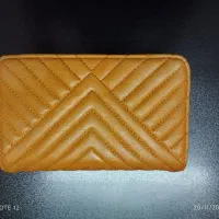 کیف دستی|کیف، کفش، کمربند|پرند, فاز ۲|دیوار