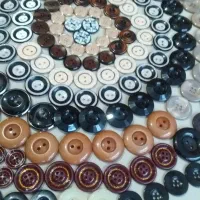 دکمه های نورنگارنگ براق وزیبا|لوازم خیاطی و بافتنی|اردبیل, |دیوار