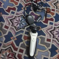 ریش تراش شارژی  سه تیغ نو