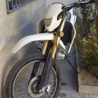 تریل  ۲۰۰ فلات