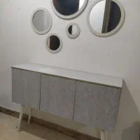 کنسول و آینه و میزتلویزیون