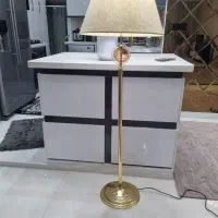 اباژور ایستاده در حدنو