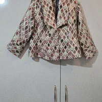 کت مجلسی|لباس|مشهد, کشف|دیوار