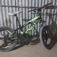 دو عدد دوچرخه ۲۰ و ۲۴