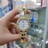 ساعت زنانه دستبندی نگین دار شیک|ساعت|کرمانشاه, |دیوار