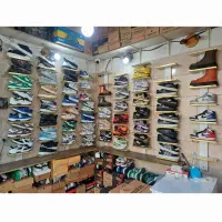 نیروی جوان برای کار در کتونی فروشی پسرونه نیمه وقت|استخدام خدمات فروشگاه و رستوران|رشت, جانبازان|دیوار