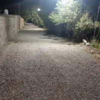 ۸۱۰ متر باغچه چهار دیواری