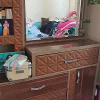 کمد و پرده باب اسفنجی و فرش بن تن اتاق کودک|تخت و سرویس خواب|تهران, افسریه شمالی|دیوار