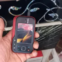 گوشی نوکیا۶۷۶۰s-۱ فنر و چراغ جلو پژو ۴۰۵
