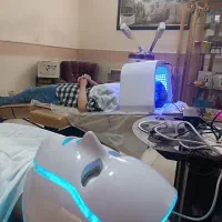 پاکسازی و فشیال پوست|خدمات آرایشگری و زیبایی|قم, حنیف نژاد|دیوار