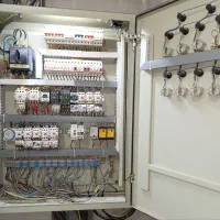 خدمات برق صنعتی