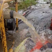 چاه کن حفاری چاه آب نیمه عمیق چاهکنی حفرچاه