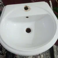 روشویی سنگی سفید