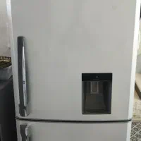 یخچال ایران شرق در حد نو