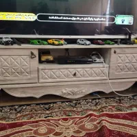 میز ال سی دی در حد نو